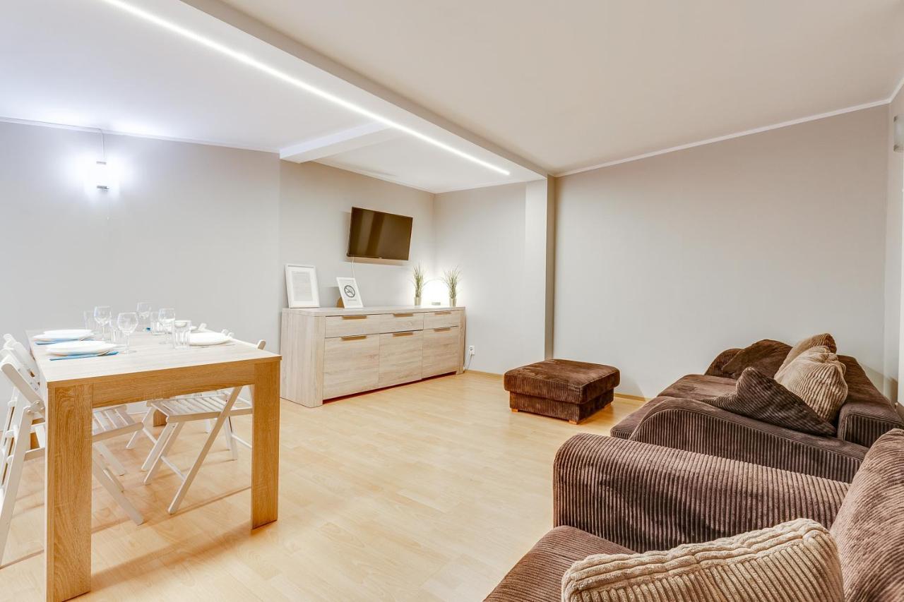 Apartament Poddasze Przy Palmiarni Gliwice Eksteriør billede